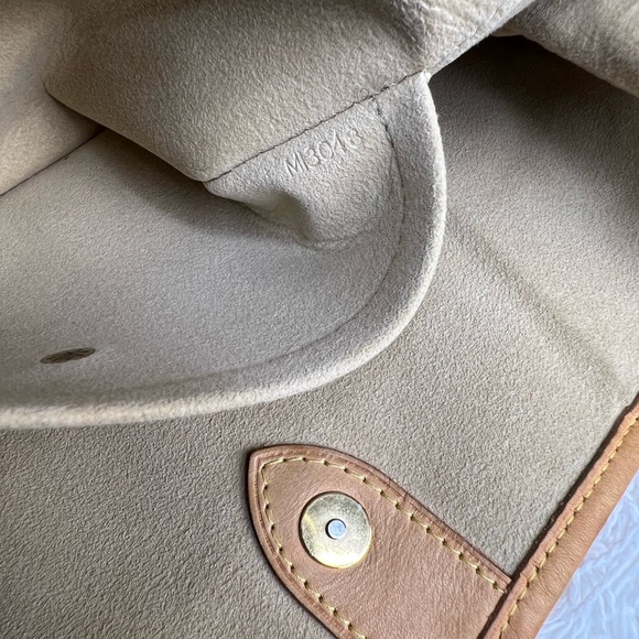 🌵Louis Vuitton Galliera PM Monogram🌵 - Picture 16 of 16